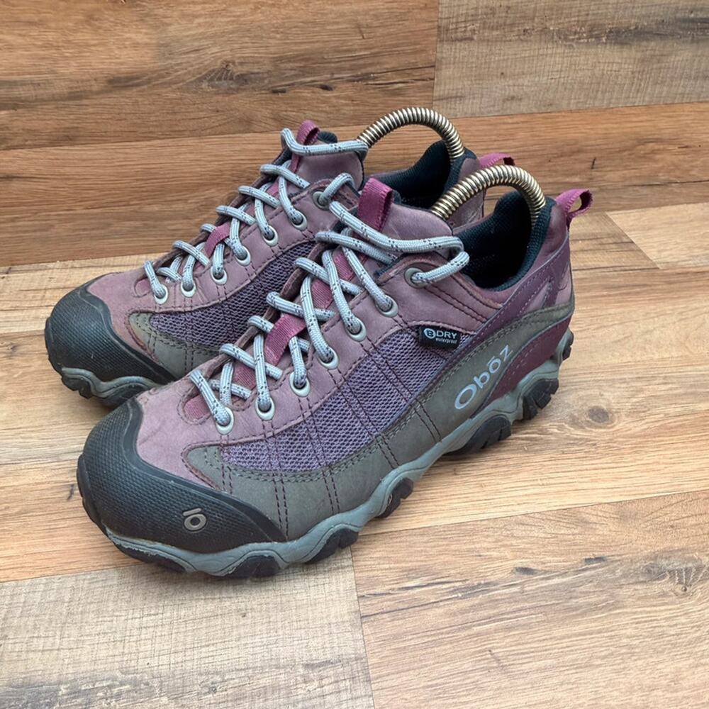 Oboz Women's size 8.5 Firebrand II Low Lilac Hiking Shoes